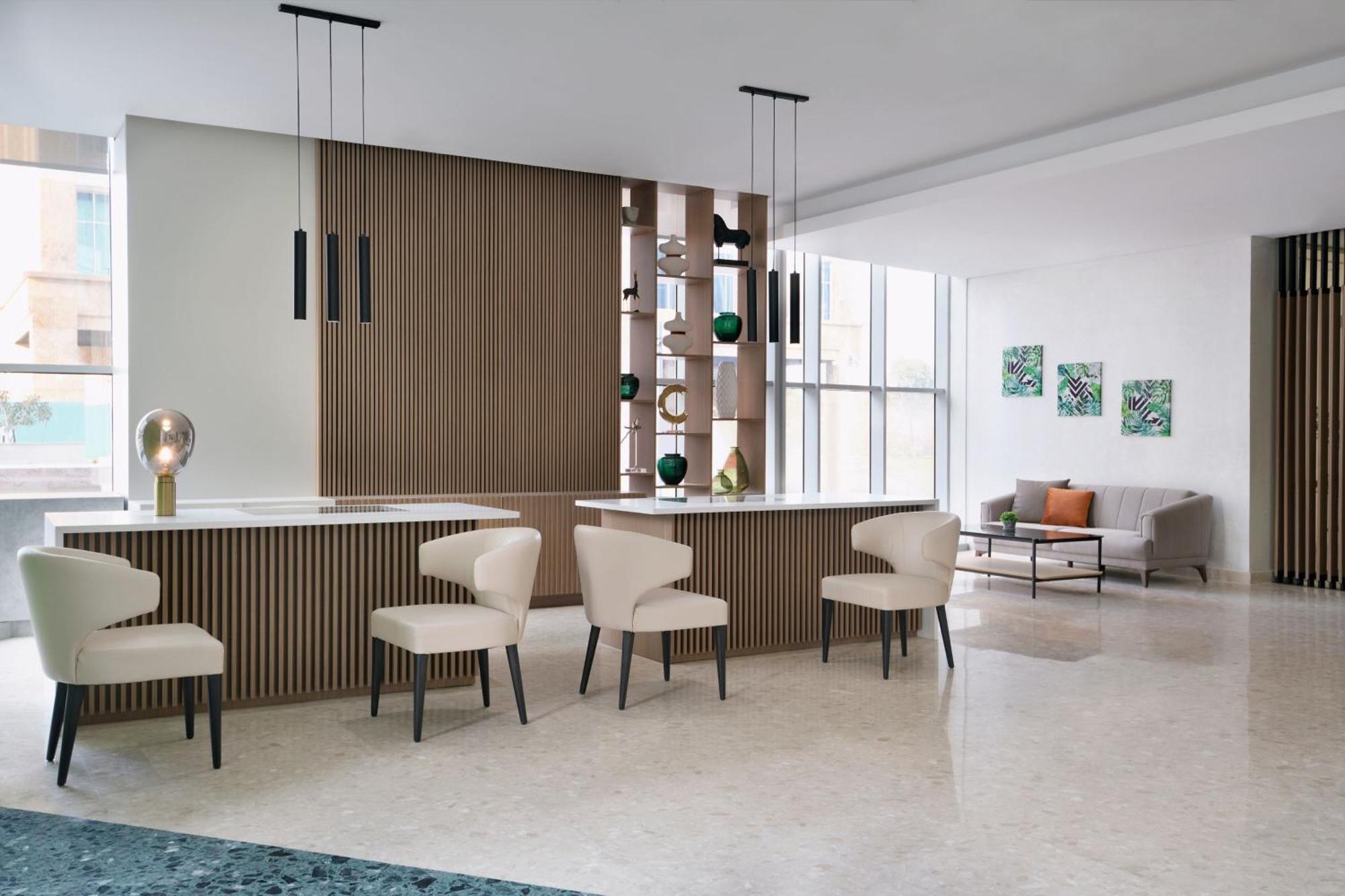 Element By Westin West Bay Doha Hotel Bagian luar foto The interior of the hotel